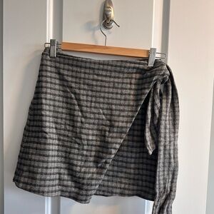 Aritzia Skirt